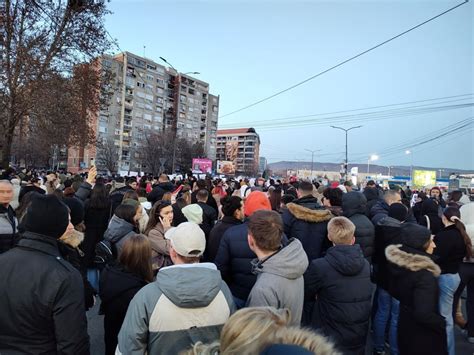 Arhiv Javnih Skupova Koliko Ljudi Je Bilo Na Skupu U Ni U Protest Na