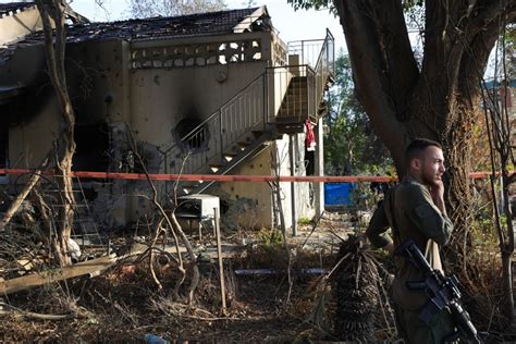 Saját civil állampolgárait sem kímélte az izraeli haderő a Hamász