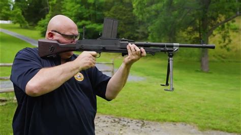 Bren gun, in 8mm or 7.92 - YouTube