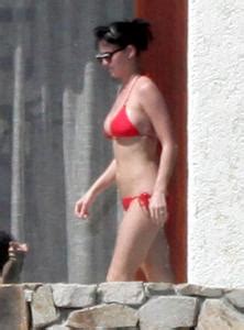 Katy Perry Red Bikini Candids In Mexico Lq S Adds Page Phun Org Forum