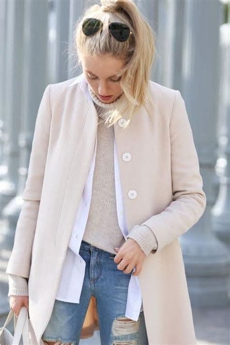The Color Combo To Try This Week Nude And White Fashion Street