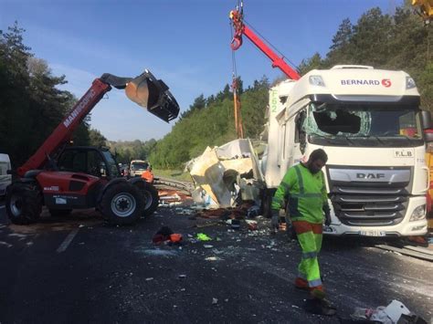 Vid O Un Camion Se Renverse Gu Nin Et Cause Un Suraccident La