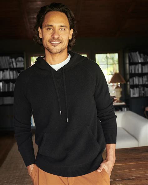 cashmere hoodie men 11