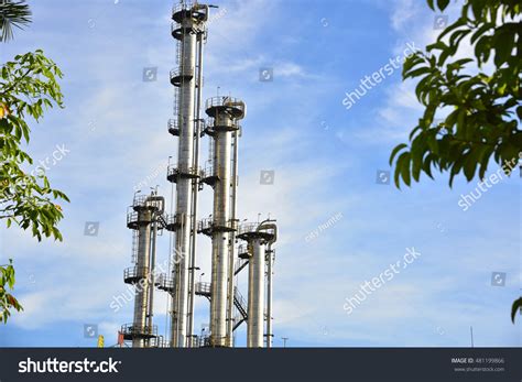 Closeup Pipelines Destillation Tanks Oilrefinery Plant Stock Photo