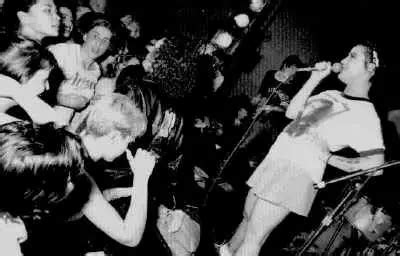 Bikini Kill Letras e Ouvir Música Cultura Mix