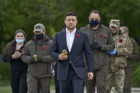 Zelensky's Ukraine: Why comic's dream of transformation may be over