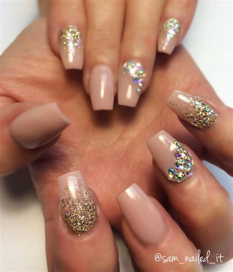 Pin By Gwenthelpn On Nails Bling Nails Nails Nail Designs