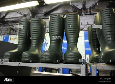 Shoes Factory Duna Ast Producing The Rubber And Textile Shoes In