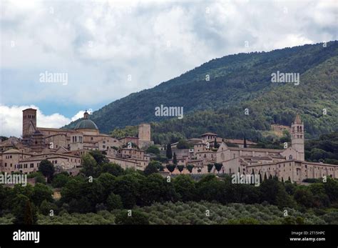 Centro Storico Di Assisi Hi Res Stock Photography And Images Alamy