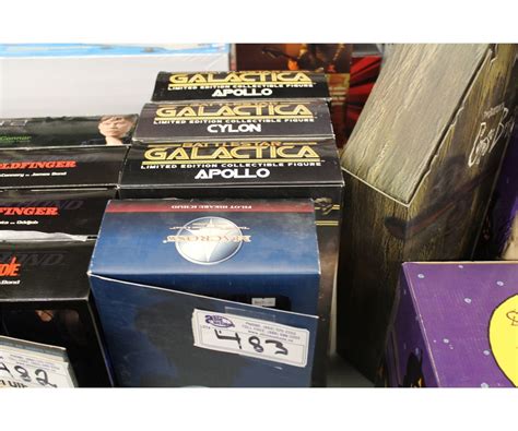 4 - 1:6 SCALE COLLECTABLE FIGURES- BATTLESTAR GALLACTICA APOLLO X2 ...