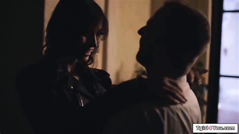 Busty Trans Korra Del Rio Anal Fingers And Barebacks A Guy