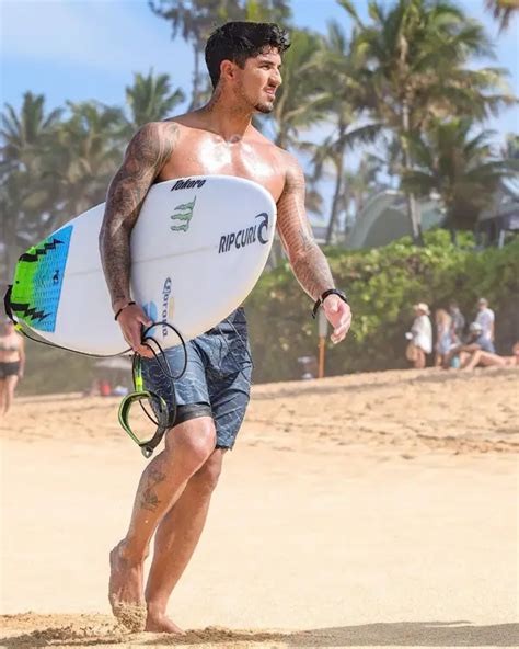 Gabriel Medina nu Fotos nude vazadas pelado onlyfans Audiência da TV