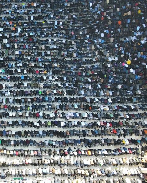Muslim Girl | thousands attend the first friday prayer in Free Syria 🥹