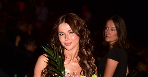 W Giel Pokaza A Si W Bikini I Od Razu Wzbudzi A Emocje W Sieci Prawdziwa Burza Pomponik Pl