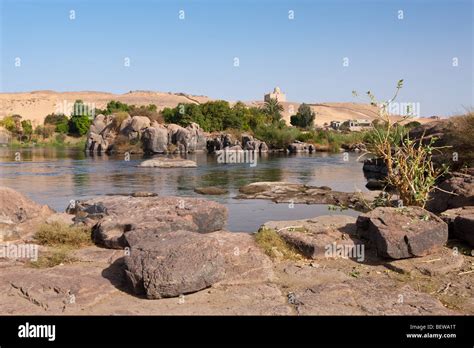 Nile river cataract hi-res stock photography and images - Alamy