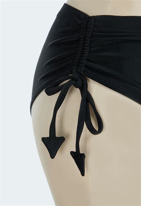 Women Gothic Black Skull Print Two Piece Swimsuit Halter Top And Briefs Bikini Set Bathing