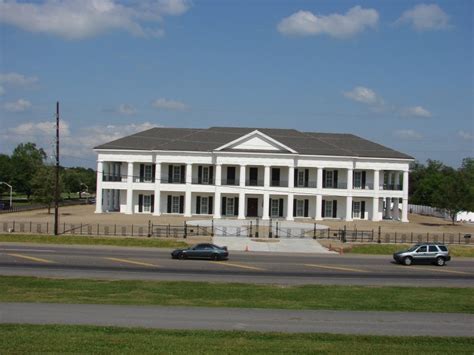 Jesse Duplantis House: The New Orleans Mansion - Urban Splatter