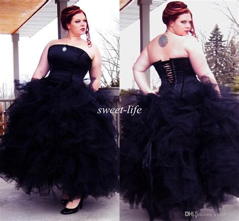 2015 Black Plus Size Gothic Wedding Dresses Ball Gown Strapless Corset