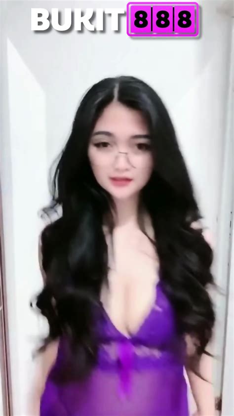 Sendiri Dengan Dildo Yang Ku Senangi