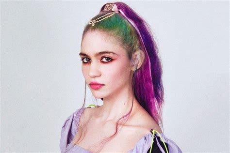 Has Grimes Had Plastic Surgery? - Plastic Surgery Talks