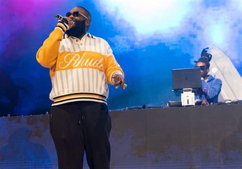 Rick Ross Pool Party Guest Arrives Via Parachute