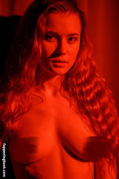 Nadi Tretyakova Nadipoo Nude Onlyfans Leaks The Fappening Photo