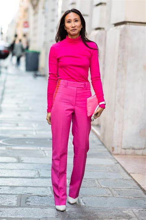 Розовые брюки с чем носить (51 фото) - картинки и фото fashionhot.club