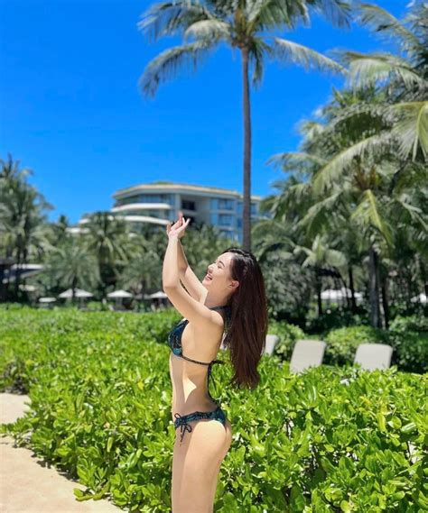 Loạt mỹ nhân truyền hình Việt khoe vóc dáng đốt mắt với bikini