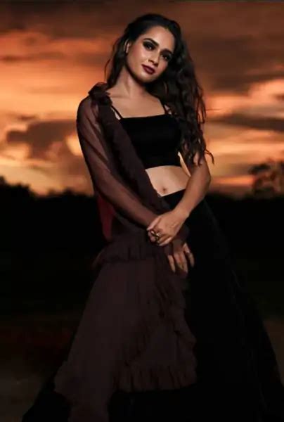 Anusha Ranganath Top 20 Hot Pics And Photo