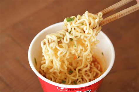 激辛カップ麺の人気ランキングtop10！上位のおすすめラーメン5種を食べ比べ Macaroni