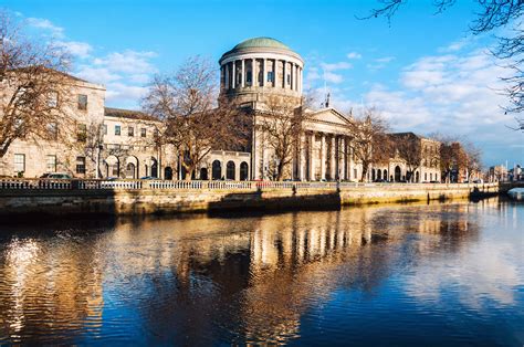 Four Courts - Supreme Court in Ireland • Go-to-Ireland.com