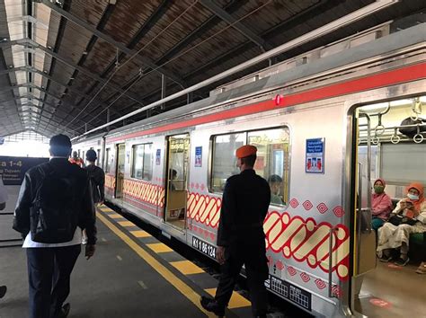 Konektivitas Transportasi Turun Pesawat Bisa Langsung Naik Kereta