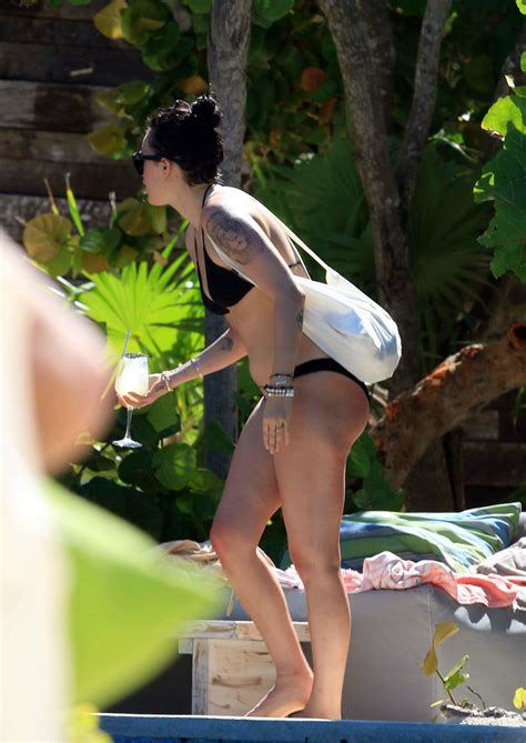 Naked Rumer Willis Added By Mkone