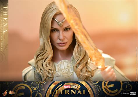 Hot Toys MMS629 永恆族聖娜Thena1 6 比例收藏級人偶 閃耀著金黃光輝的女戰神降臨