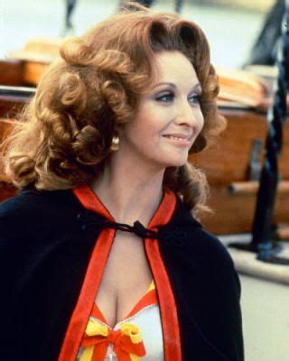 Hot Sexy Nyree Dawn Porter Bikini Pics