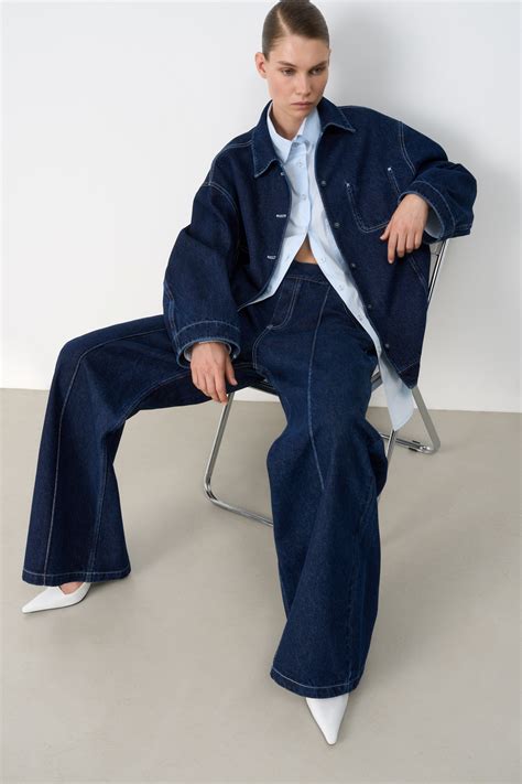 Прямые джинсы со стрелками купить в интернет-магазине BRUSNIKA ...