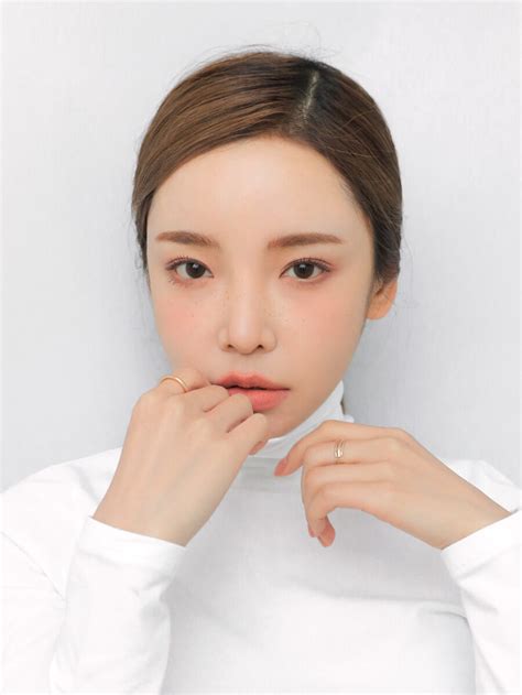 Ce Multi Eye Color Palette Dear Nude Oh My Glow Hk