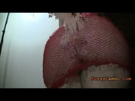 Pawg Shaking Her Ass On Webcam
