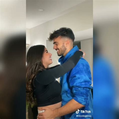 Nuevo Tik Tok De Nicole García Y Fede Vigevani Bailando Youtube