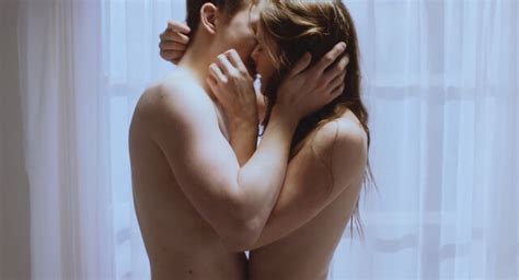 Nude Video Celebs Sian Altman Nude In Sickness 2016