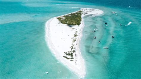 Book an Anna Maria Island Vacation | Fora Travel