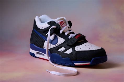 Cut in half: Nike Air Trainer 3 Review | RunRepeat