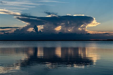 cuaca cepat berubah yuk belajar kenali tanda cuaca ekstrem