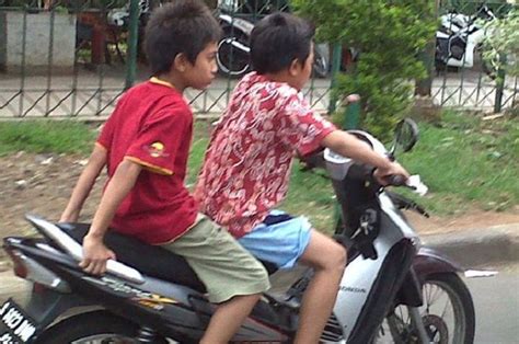 Anak Kecil Sudah Bawa Motor Pengamat Masalahnya Di Masyarakat Semua