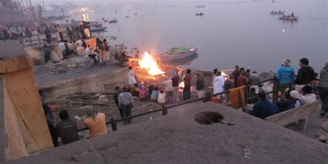 Harishchandra Ghat Varanasi : Visiting Timings, Entry Fee, History ...