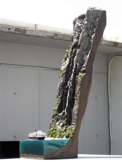 “Spring in Fjord” with MS Midnatsol, 1:1200 Revell - 1/1200 - iModeler