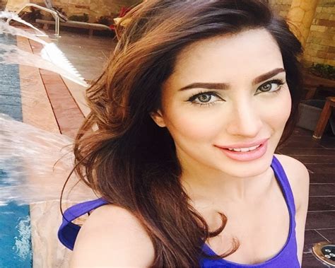Mehwish Hayat Hot Pictures Style Pk