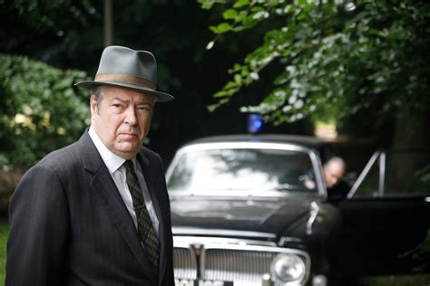 Endeavours Roger Allam Says Season 9 Answers Big Question About Morse
