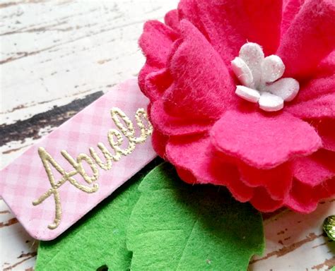 Latina Crafter Sellos en Español Desde el taller de Ivonne Detalles que encantan