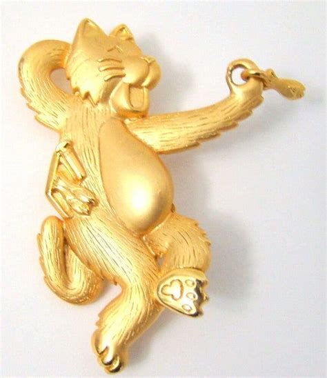 Vintage Jj Jonette Cat Brooch Pin With Dangling Fish In Paw And The